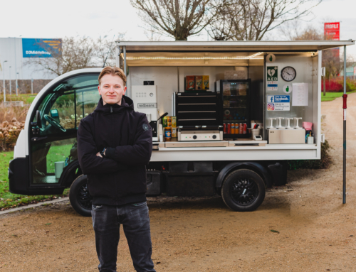 De koffiekar staat! Ben jij al geweest? ☕🥪